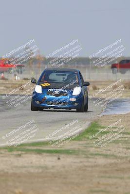media/Oct-25-2025-CalClub SCCA (Sat) [[34c778dfbe]]/Group 2/Qualifying/